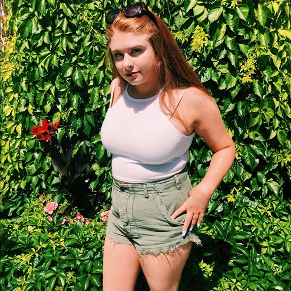 Meet your Posher, Sari - Picture 1 of 1